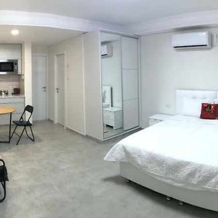 Coral Studio Vacation Apartment Eilat Buitenkant foto
