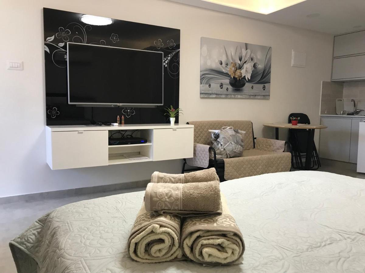 Coral Studio Vacation Apartment Eilat Buitenkant foto